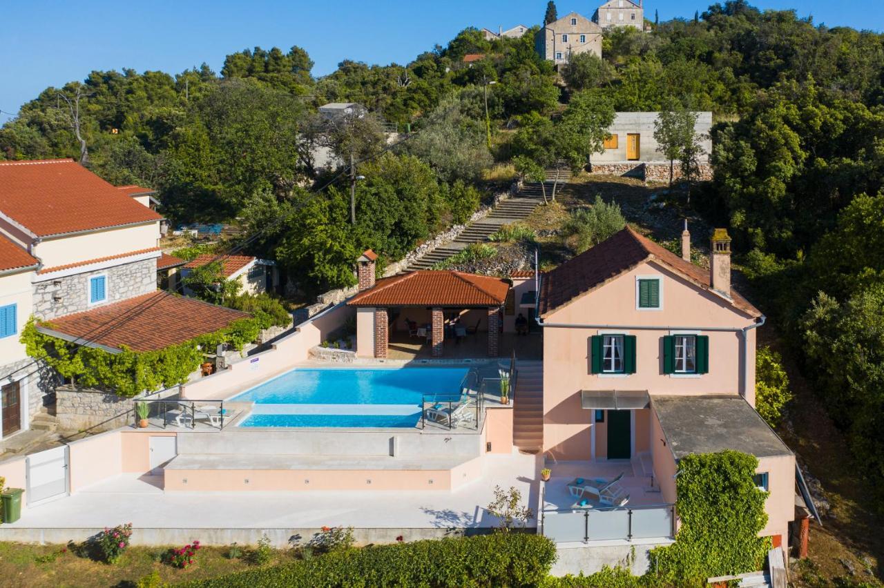 Holiday Home Lavanda Mali Iž المظهر الخارجي الصورة